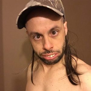 Meet your Posher, Adam